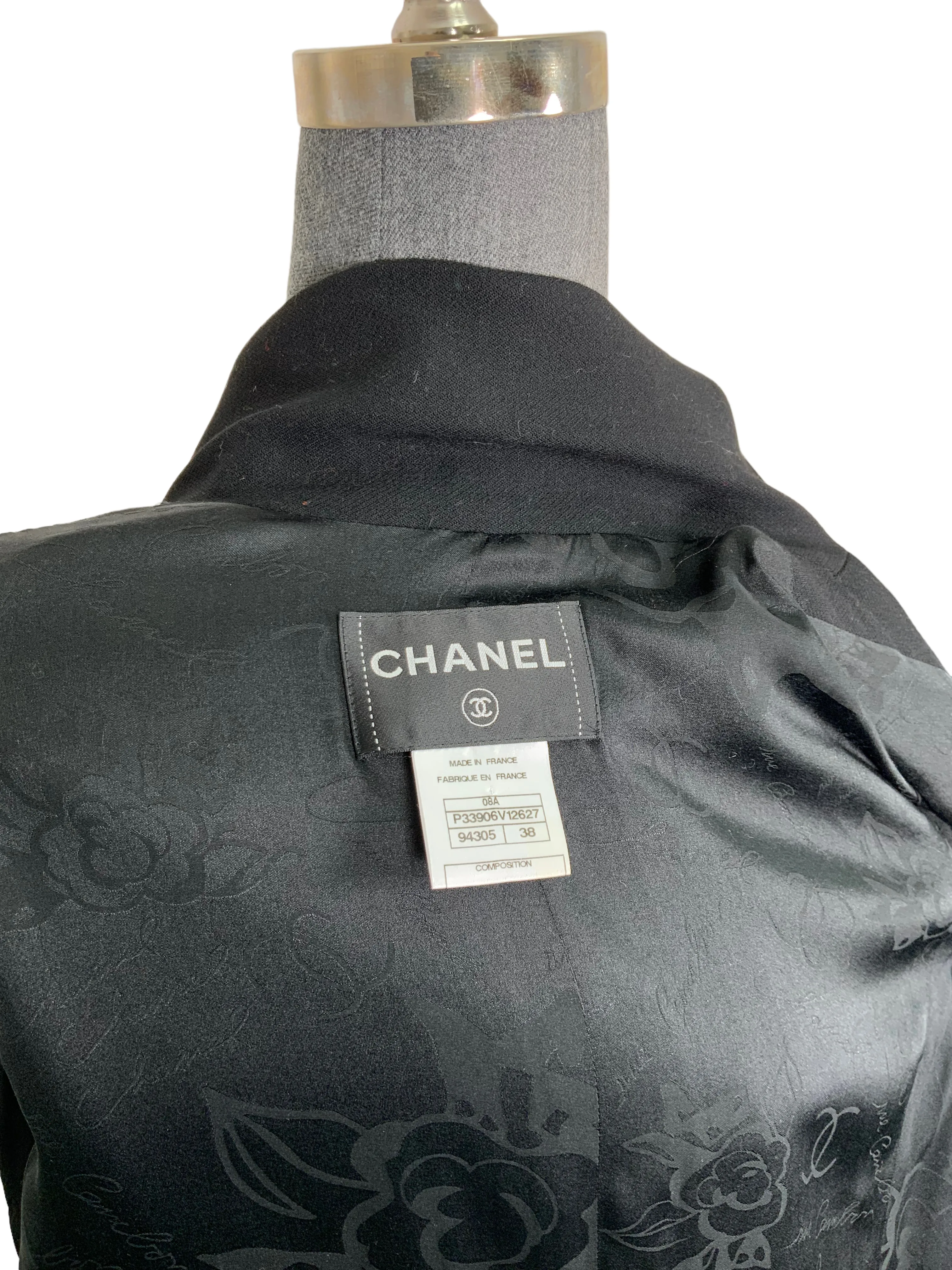 CHANEL 08A Classic Wool Blazer Jacket with Lion Button Size M