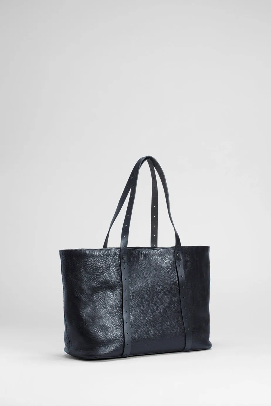 Raaka Tote